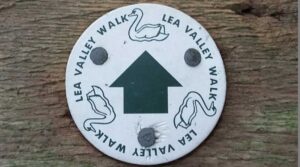 new style Lea Valley Walk waymark