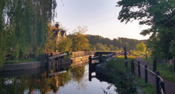river lea in the sunrise